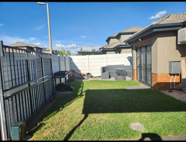 3 BEDROOM HOUSE FOR SALE IN ALBERTSDAL